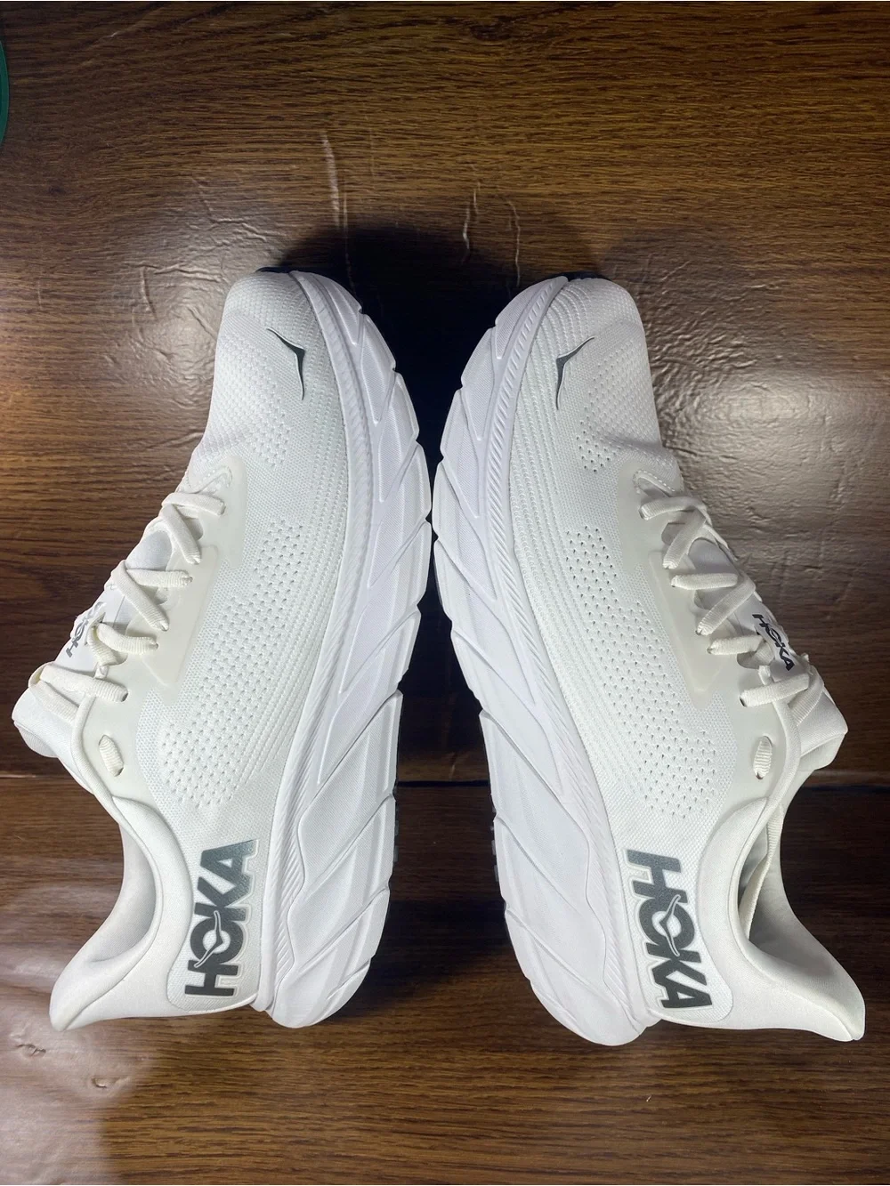 Hoka Men's Arahi 7 shoe size
